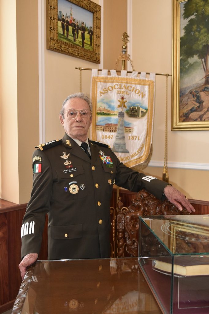 Entrevista con el General de División Delfino Mario Palmerín Cordero, Presidente de la Asociación Nacional del Heroico Colegio Militar.